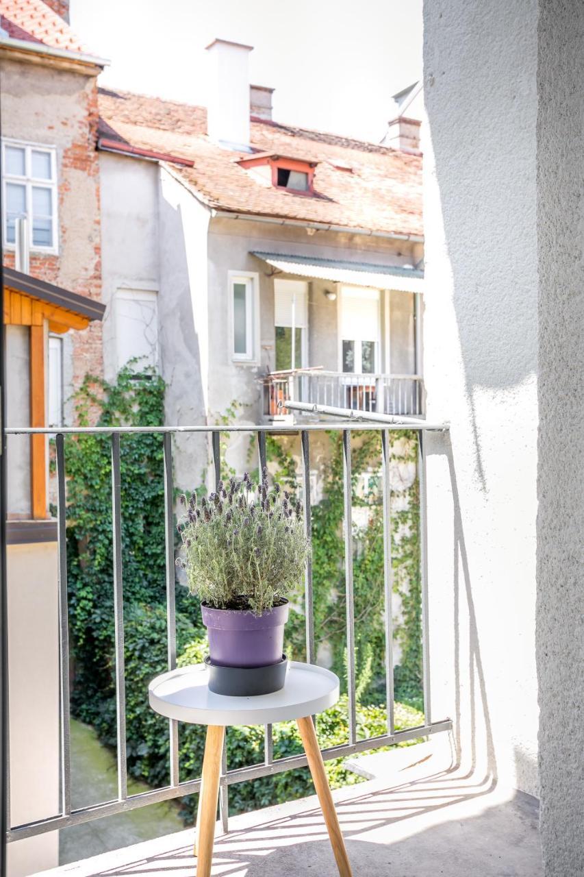 Go2Zagreb Chick Apartment Private Parking Available Exteriér fotografie